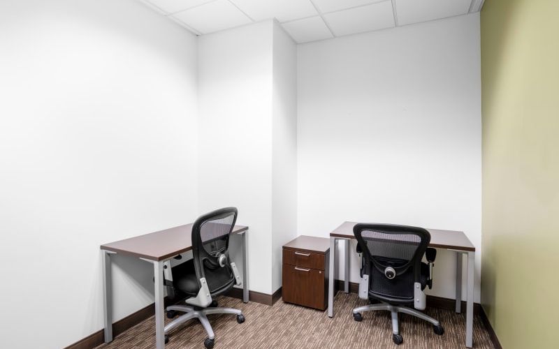 400 Rella Blvd, Suffern Image 1