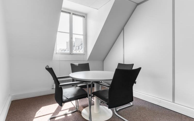 57 Rue D'amsterdam, Paris Image 1