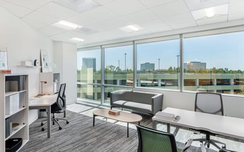 333 City Blvd W, Orange Image 1