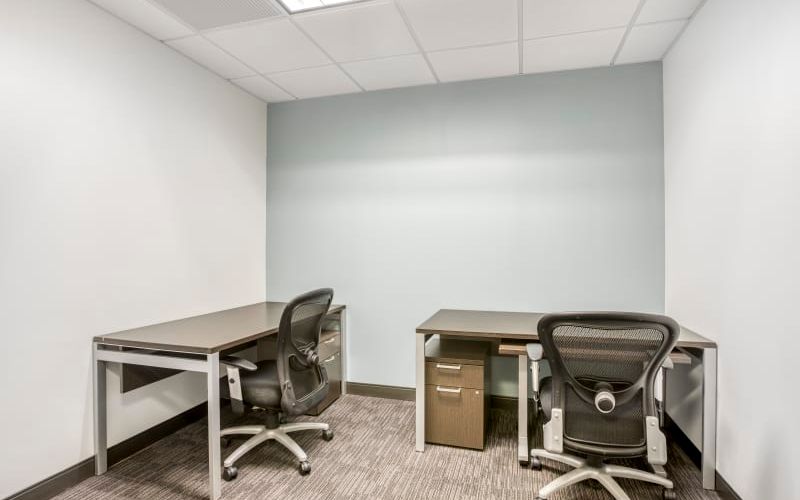 477 Madison Ave, Manhattan Image 2