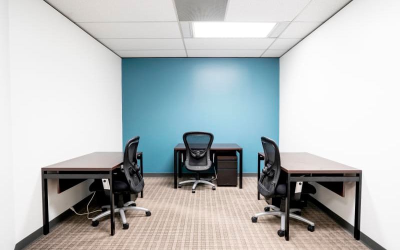 5050 Quorum Dr, Addison Image 3