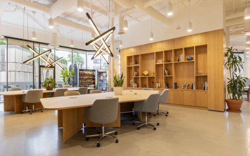 1800 North Vine Street, Los Angeles Image 1