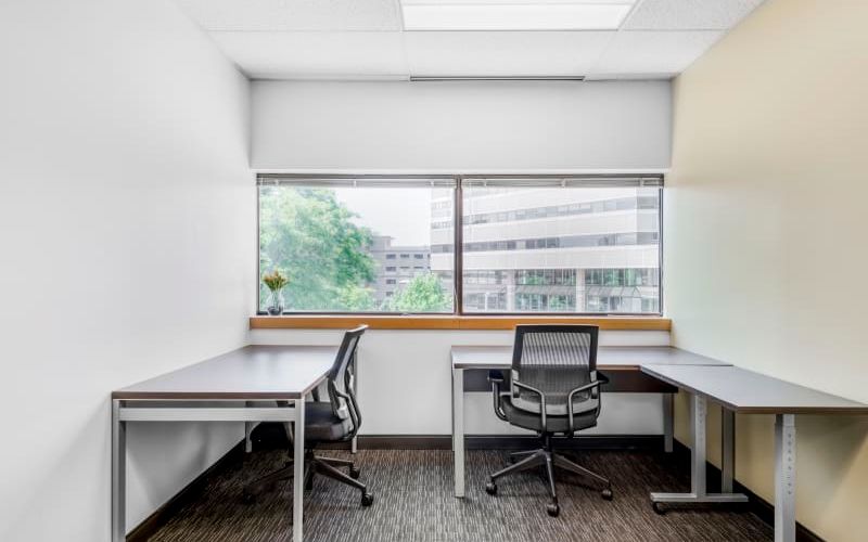 125 Cambridge Park Drive, Cambridge, 50 DESKS 125 Cambridge Park Drive, Cambridge Image 1