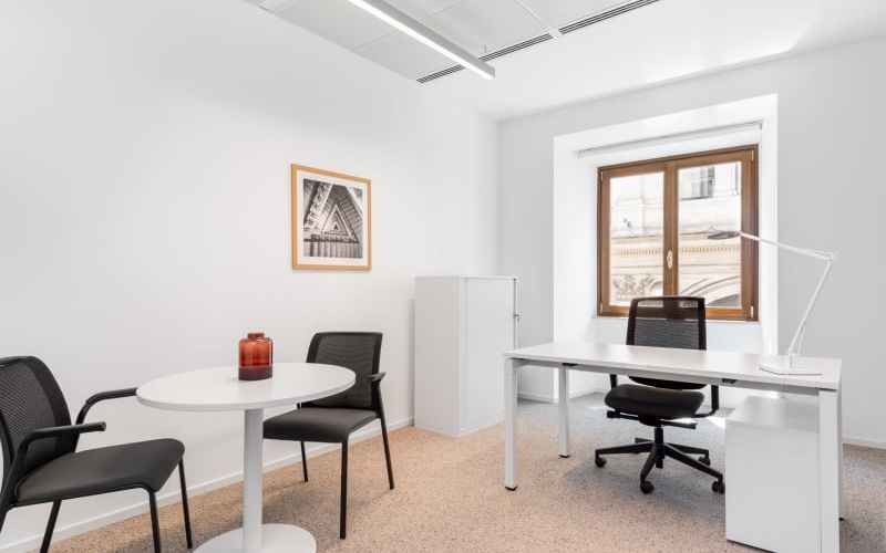 Piazza Di San Silvestro 8, Rome Image 5