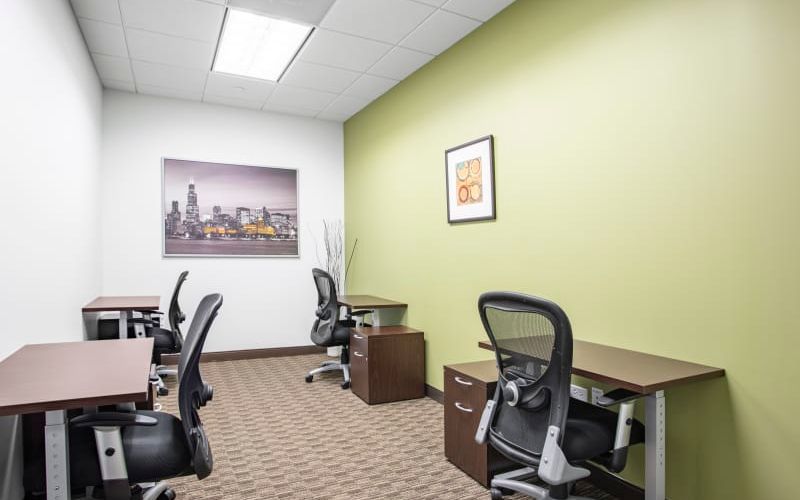 2700 Patriot Boulevard, Glenview Image 3