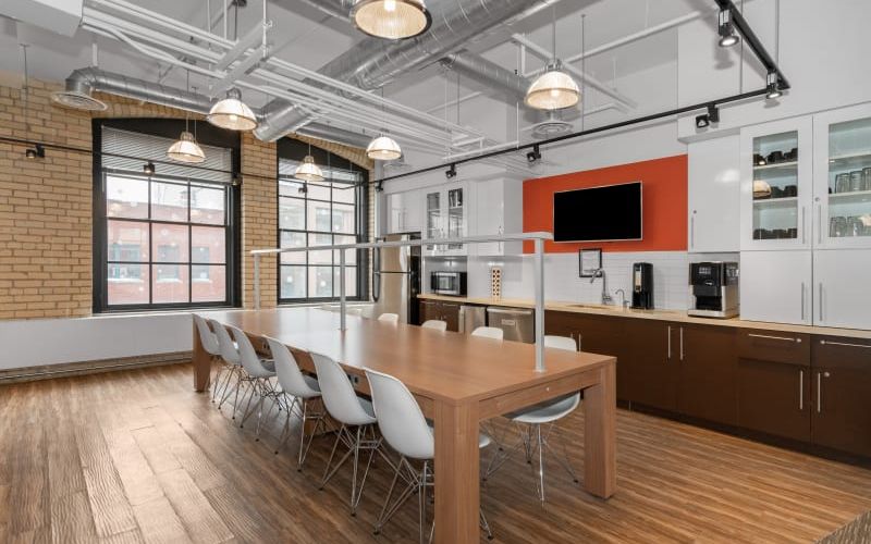 111 Queen Street E, Toronto Image 1