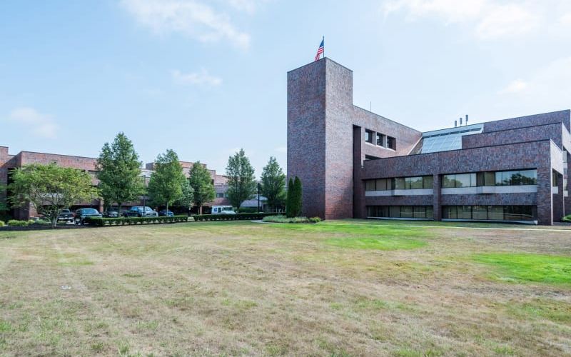 3 Allied Drive, Dedham Image 9