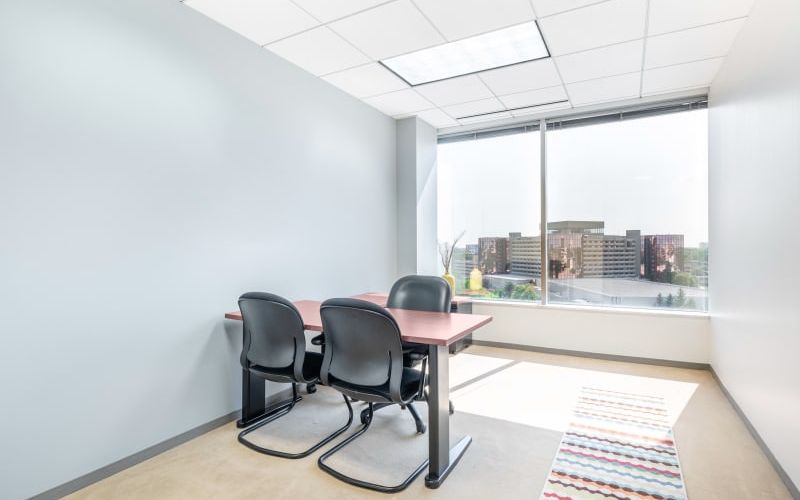 5600 N River Rd, Rosemont Image 1