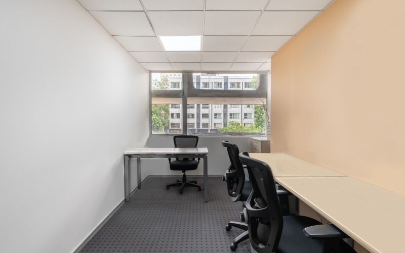 Dr Annie Besant Road Worli, Mumbai Image 3