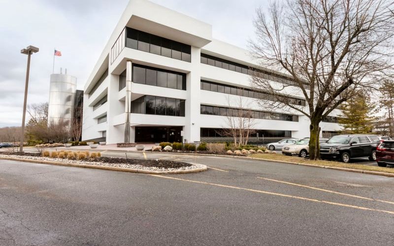 101 Eisenhower Pkwy, Roseland Image 8