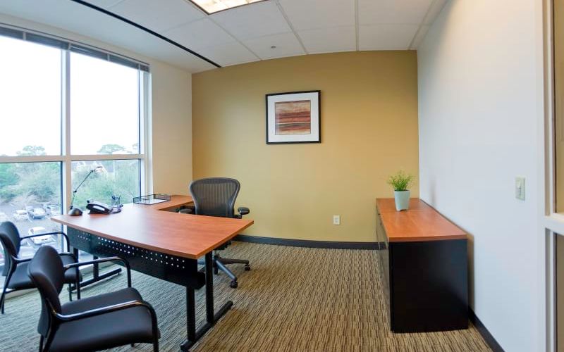 1800 Pembrook Drive Maitland, Orlando Image 2