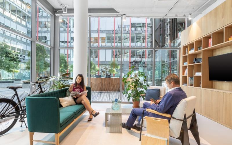 654/2 Karolinska, Prague Image 3