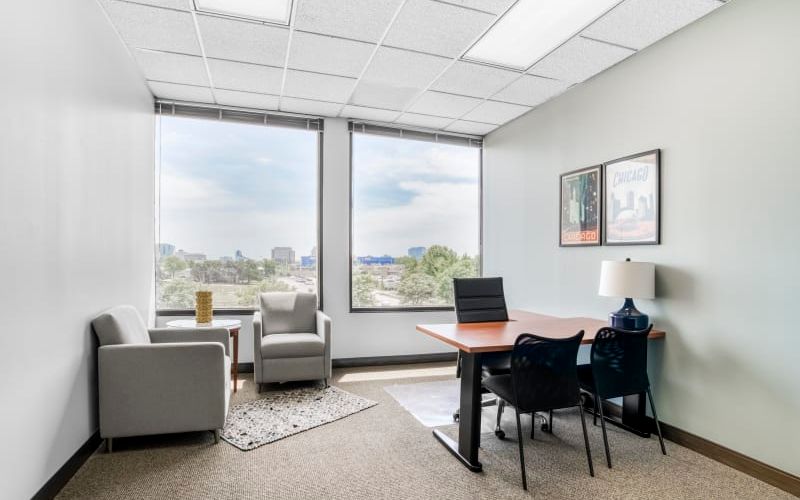 1821 Walden Office Square, Schaumburg Image 2