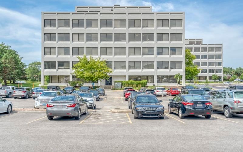 1821 Walden Office Square, Schaumburg Image 7