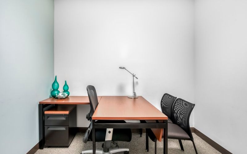 1821 Walden Office Square, Schaumburg Image 1