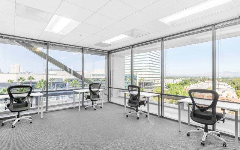 15233 Ventura Blvd, Sherman Oaks Image 3