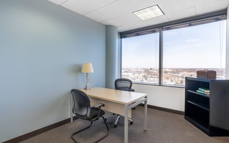 1600 Golf Rd, Rolling Meadows Image 1