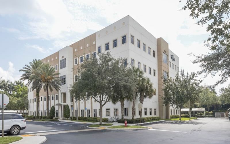 2054 Vista Parkway, West Palm Beach Image 8