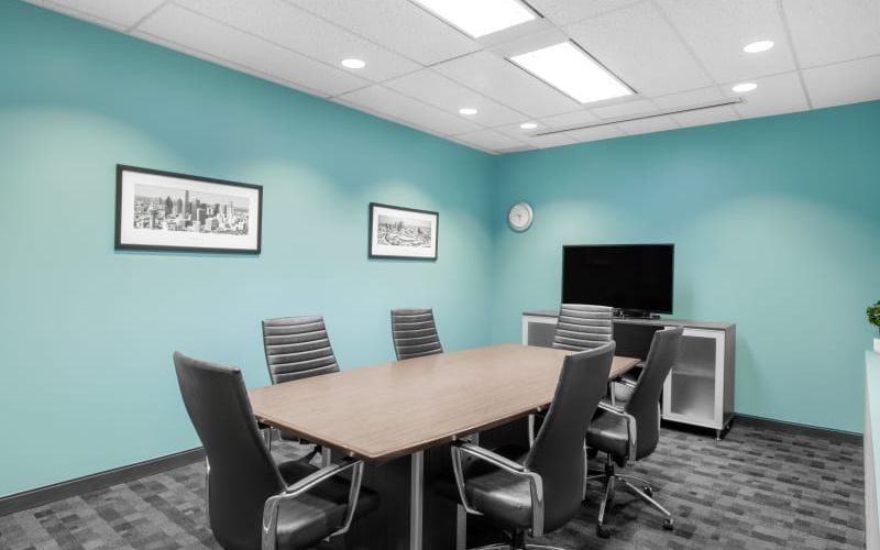 4711 Yonge Street, Toronto Image 4