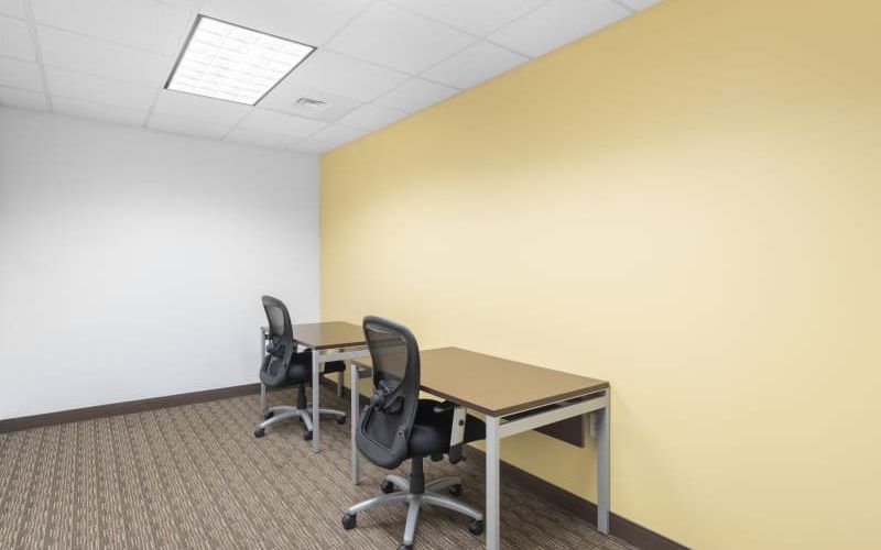 1545 Crossways Blvd, Chesapeake Image 2