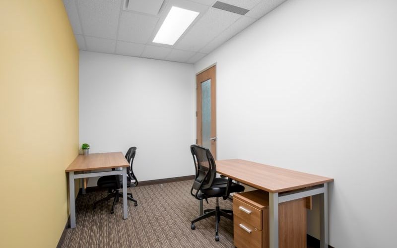 600 Crowfoot Crescent Nw, Calgary Image 3