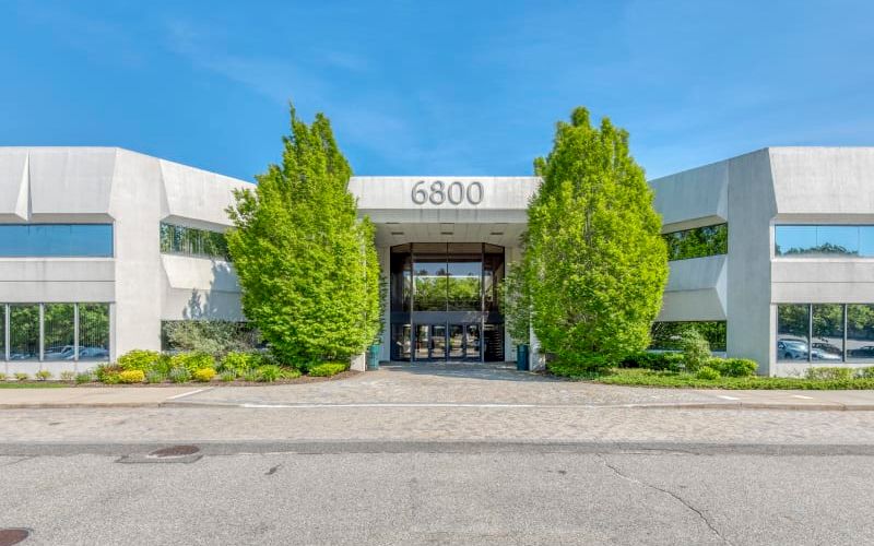 6800 Jericho Turnpike, Syosset Image 8