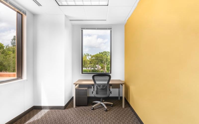 4851 Tamiami Trail North, Naples Image 1