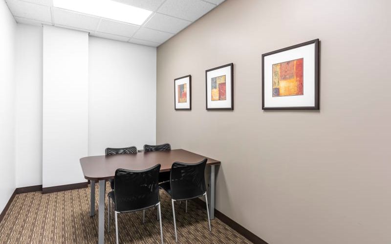 8530 Eagle Point Blvd, Lake Elmo Image 1