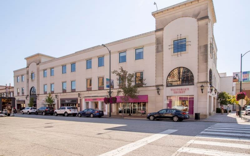 435 Nichols Road, Kansas City Image 9