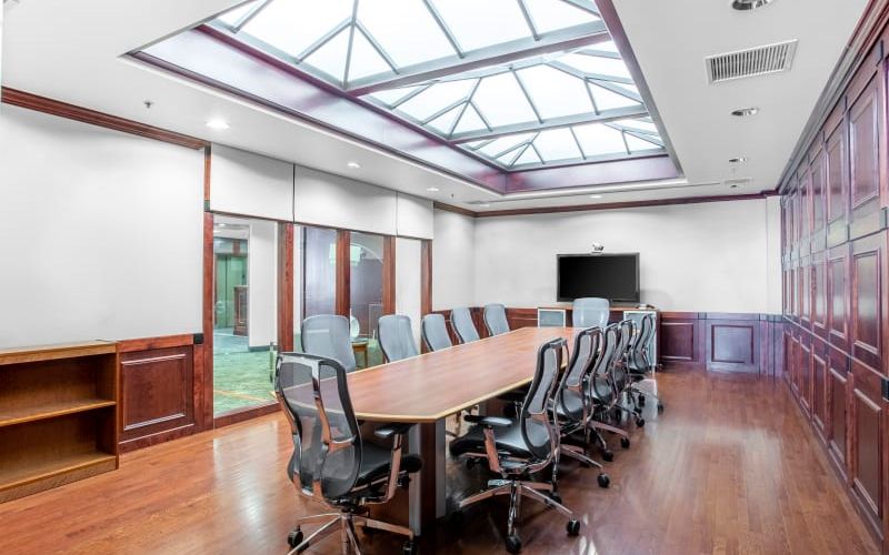 435 Nichols Road, Kansas City Image 1