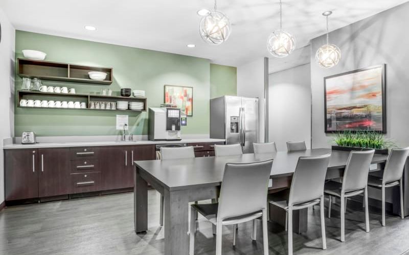 3333 Warrenville Rd, Lisle Image 6