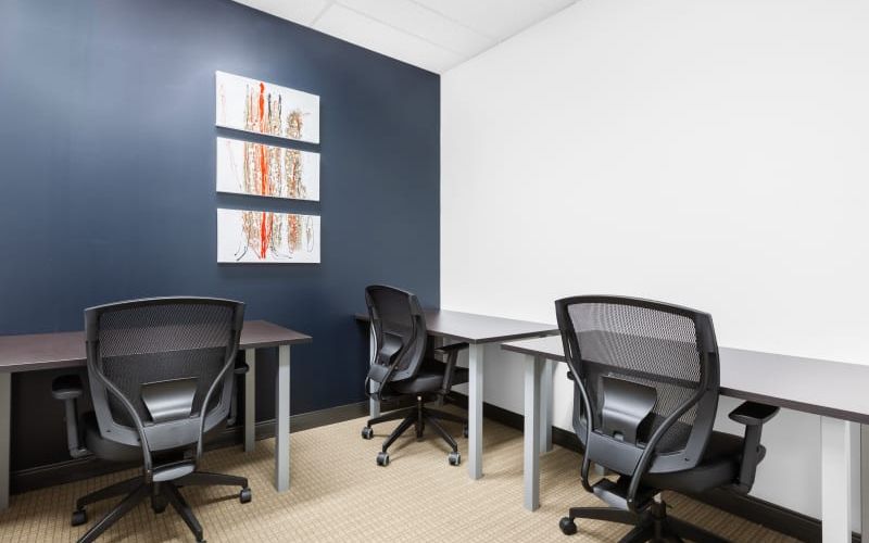 2001 Blvd Robert Bourassa, Montreal Image 3