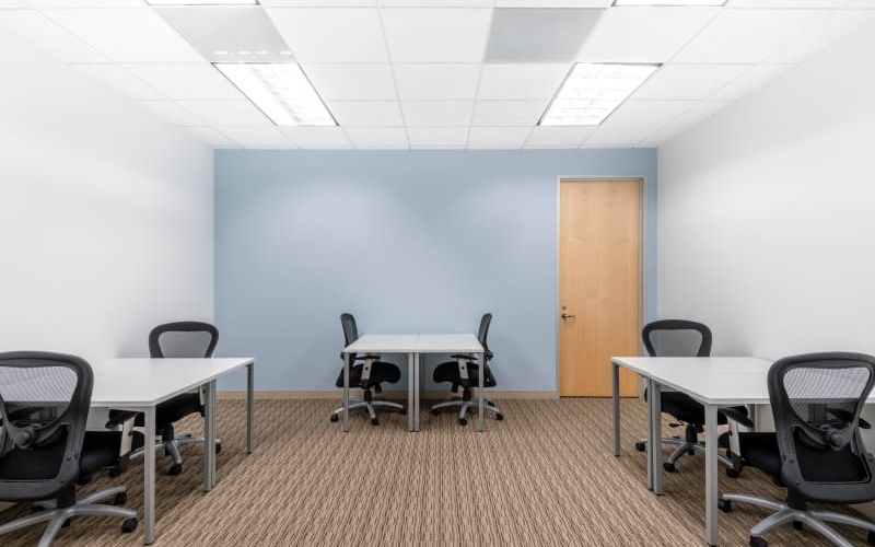 6303 Owensmouth Avenue, Los Angeles Image 5