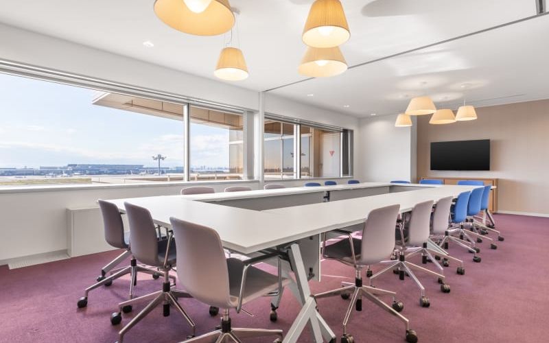 3-3-2  Haneda Airport, Tokyo Image 1