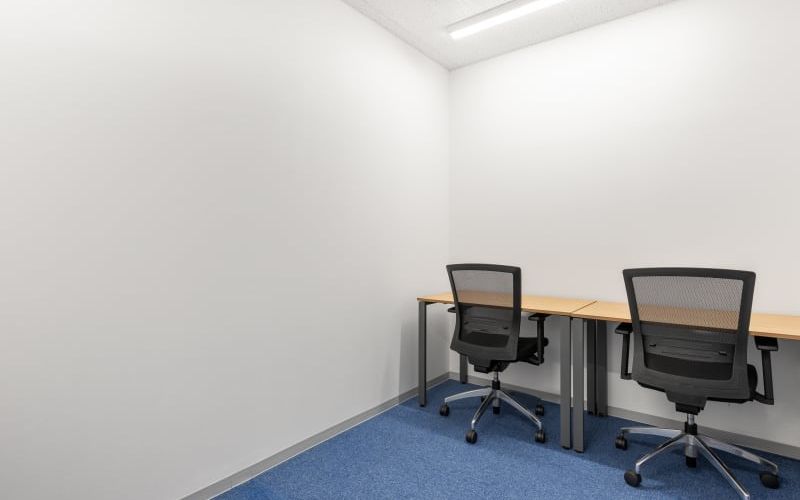 3-3-2  Haneda Airport, Tokyo Image 2