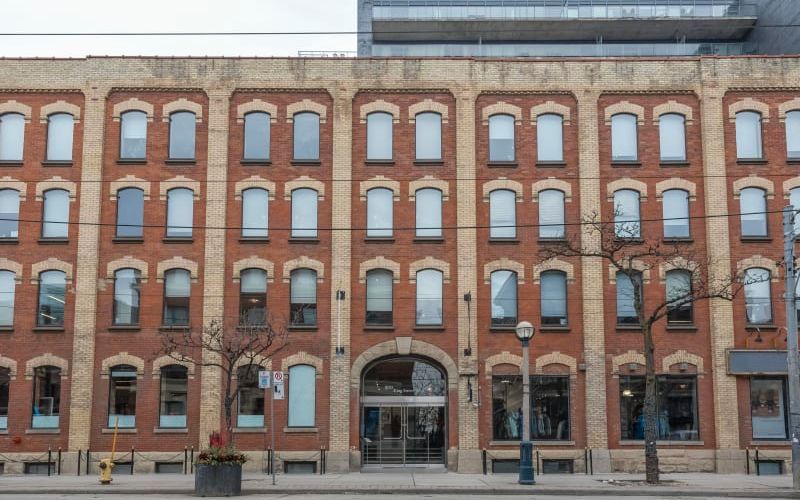500 King Street West, Toronto Image 1