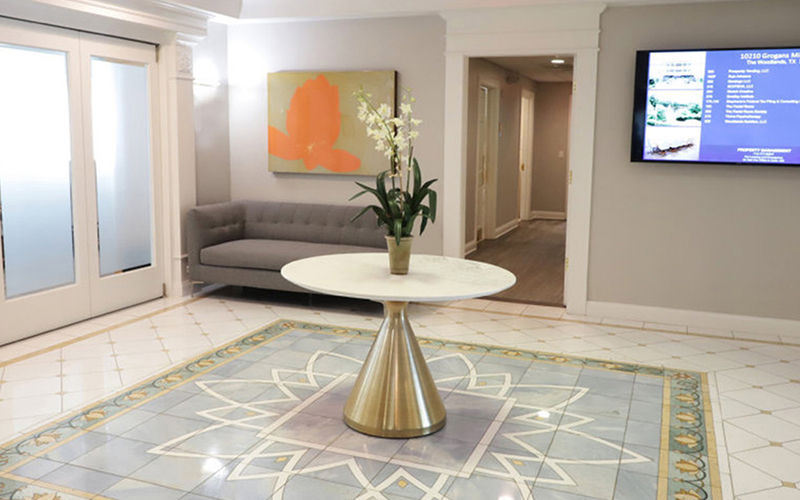 10210 Grogans Mill Road, Woodlands Image 2