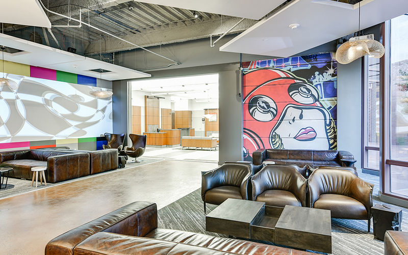 1910 Pacific Avenue, Dallas Image 2