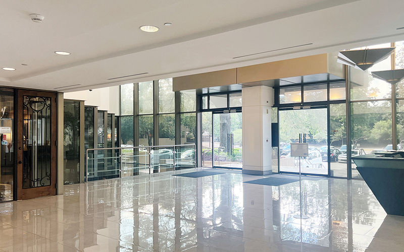 2401 Fountain View Dr, Houston Image 5