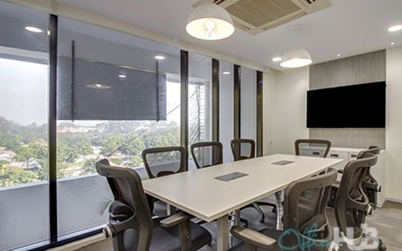 8 Avenue 10, Jalan Kerinchi Image 7