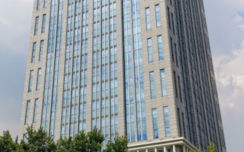 168 Middle Xizang Road, Huangpu District, 1 DESK 168 Middle Xizang Road, Huangpu District Image 1