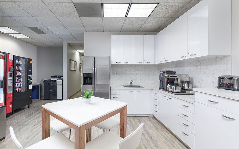 10866 Wilshire Blvd, Los Angeles Image 1