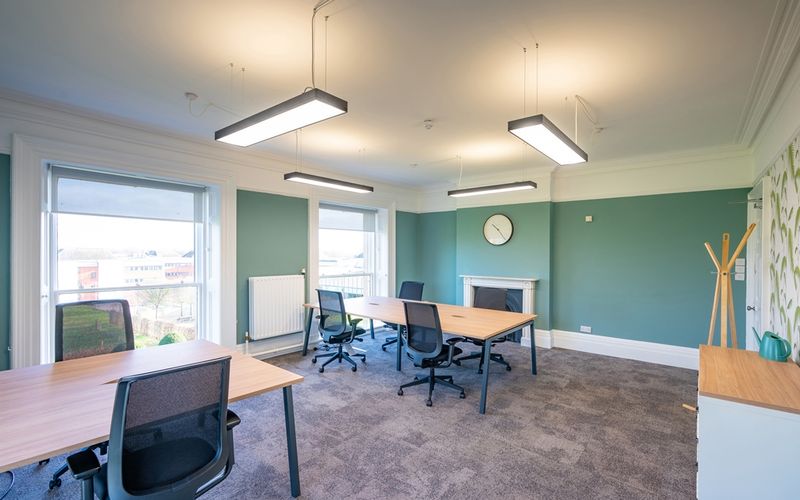 Booths Park Chelford Road, Knutsford Image 1