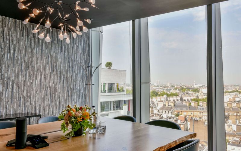 11 Bressenden Pl, Westminster Image 11