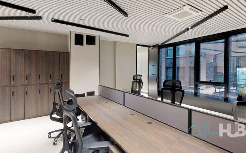 44 West 37th Street, New York Image 1