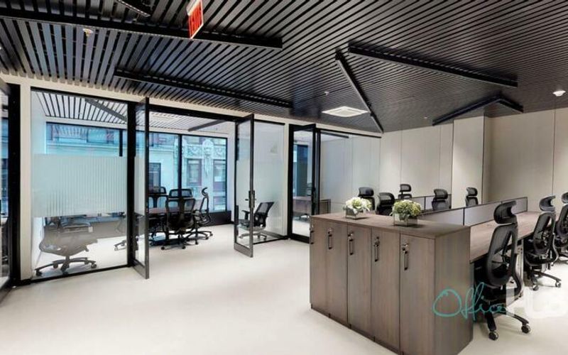 44 West 37th Street, New York Image 1