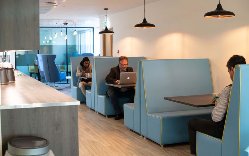 46-48 East Smithfield, St Katharine Docks Image 9