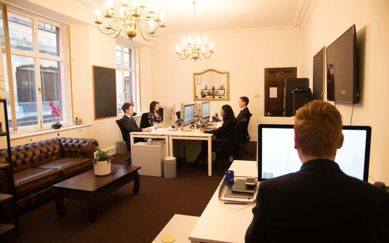 11-12 Tokenhouse Yard, London Image 1