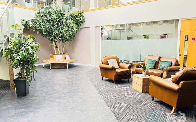 2010 Solihull Parkway, West Midlands Image 3