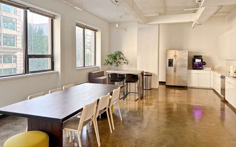 40 E Huron St, Chicago Image 6